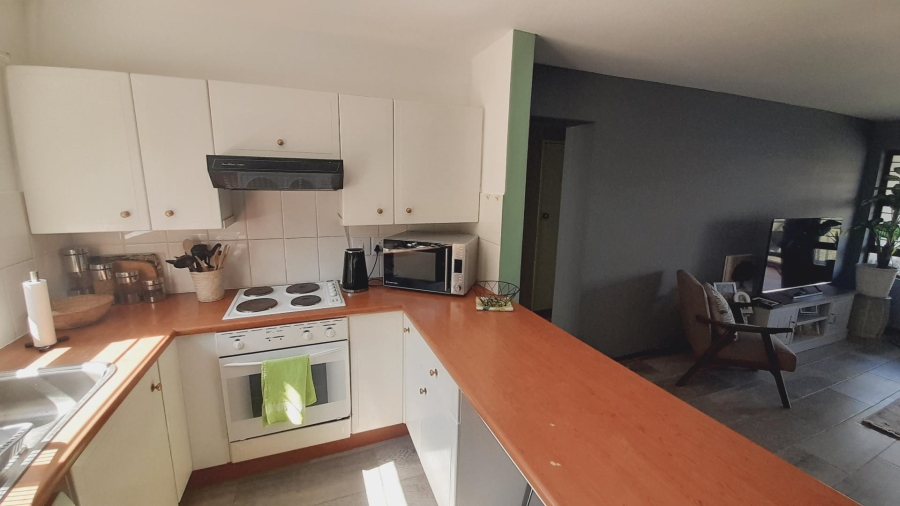 2 Bedroom Property for Sale in Kosmos Ridge North West